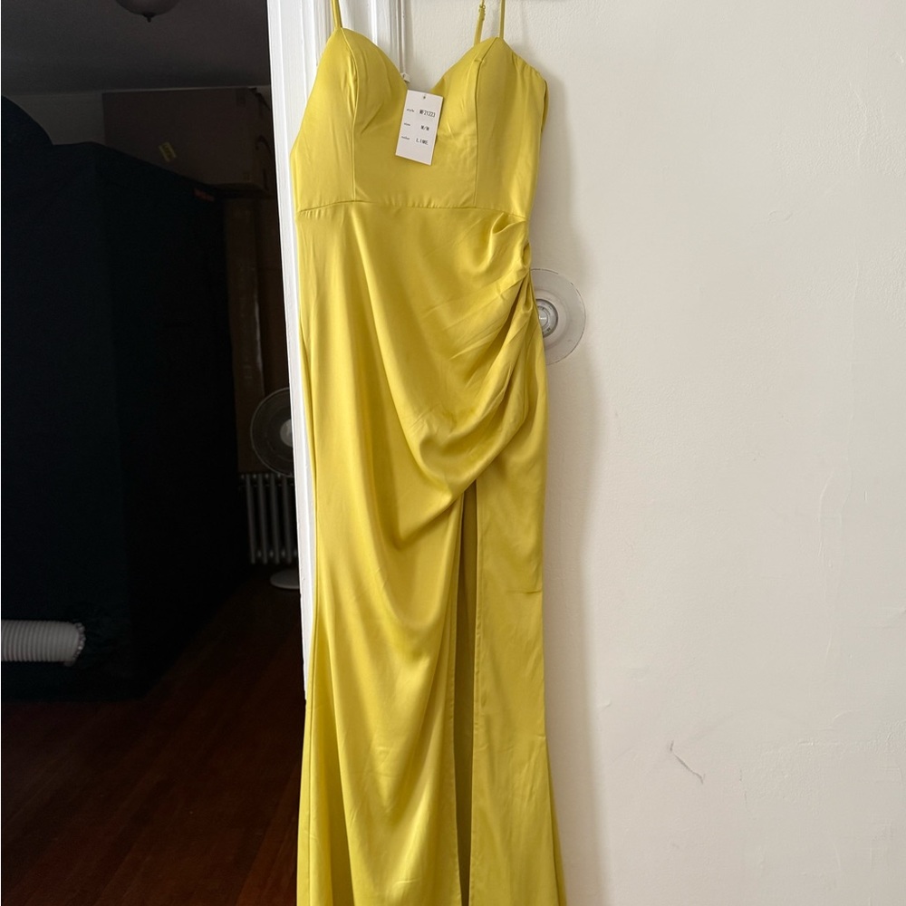 NWT Maniju Elegant Lime Evening Gown